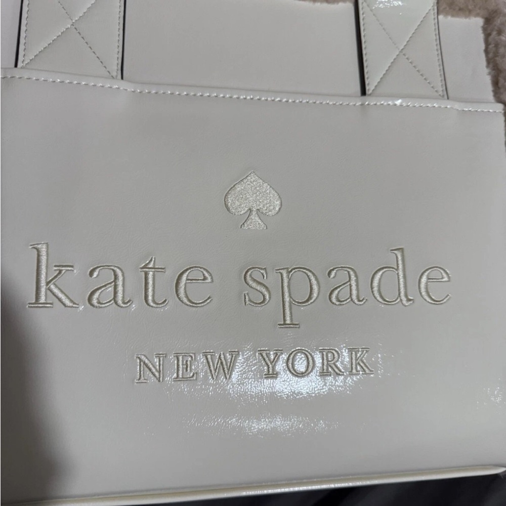 Kate Spade Large Cream Embroidered patent leather tote fur - NWT retails: $429 - Picture 12 of 12